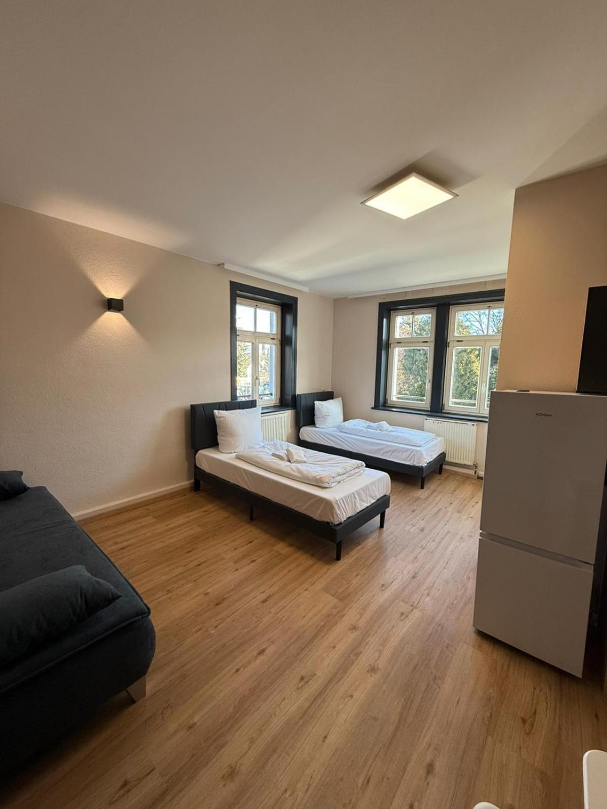 Crown Living Villa Blumenau Studios, Smarttv, Parkplatz Лустенау Екстериор снимка