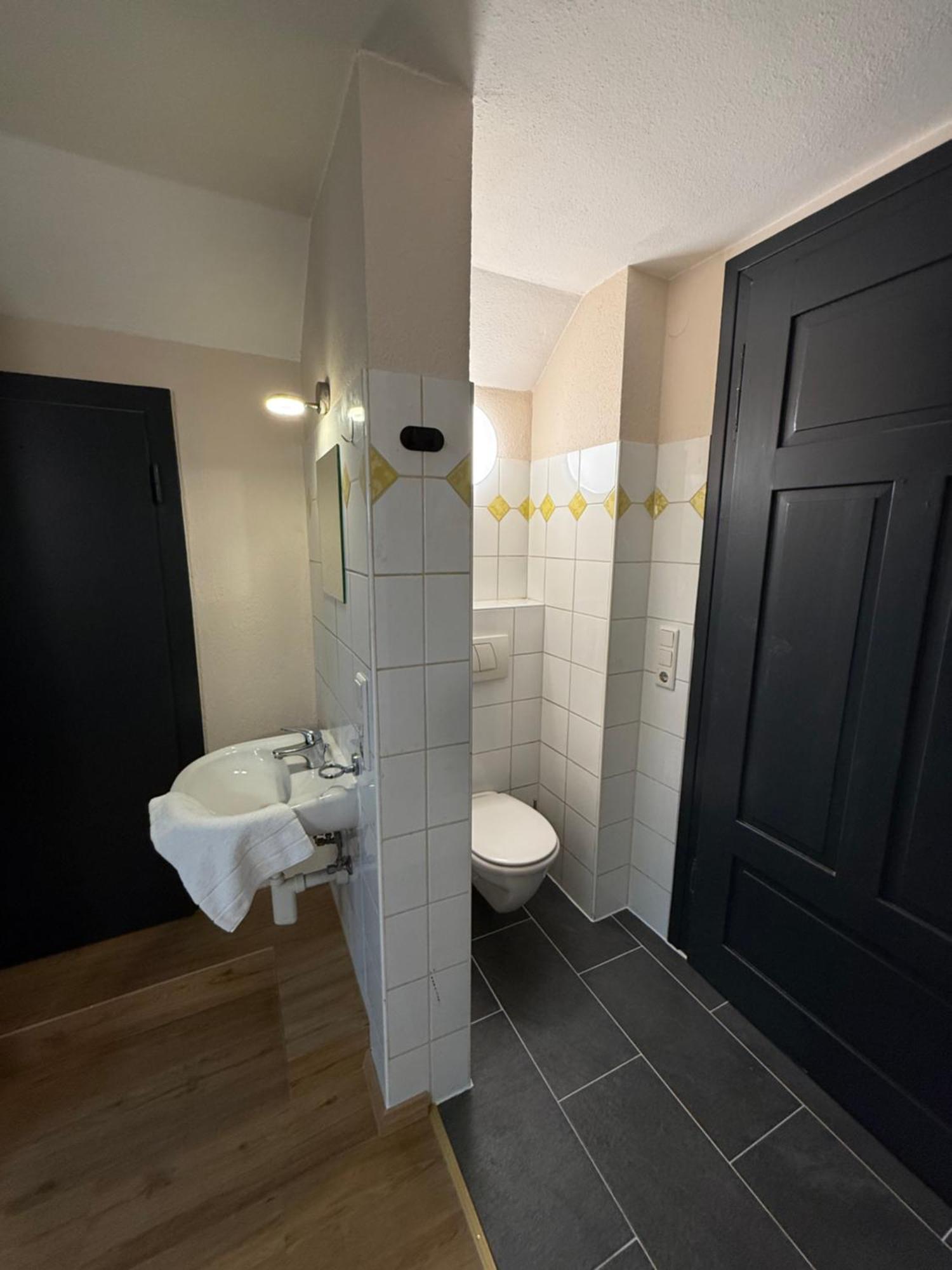Crown Living Villa Blumenau Studios, Smarttv, Parkplatz Лустенау Екстериор снимка