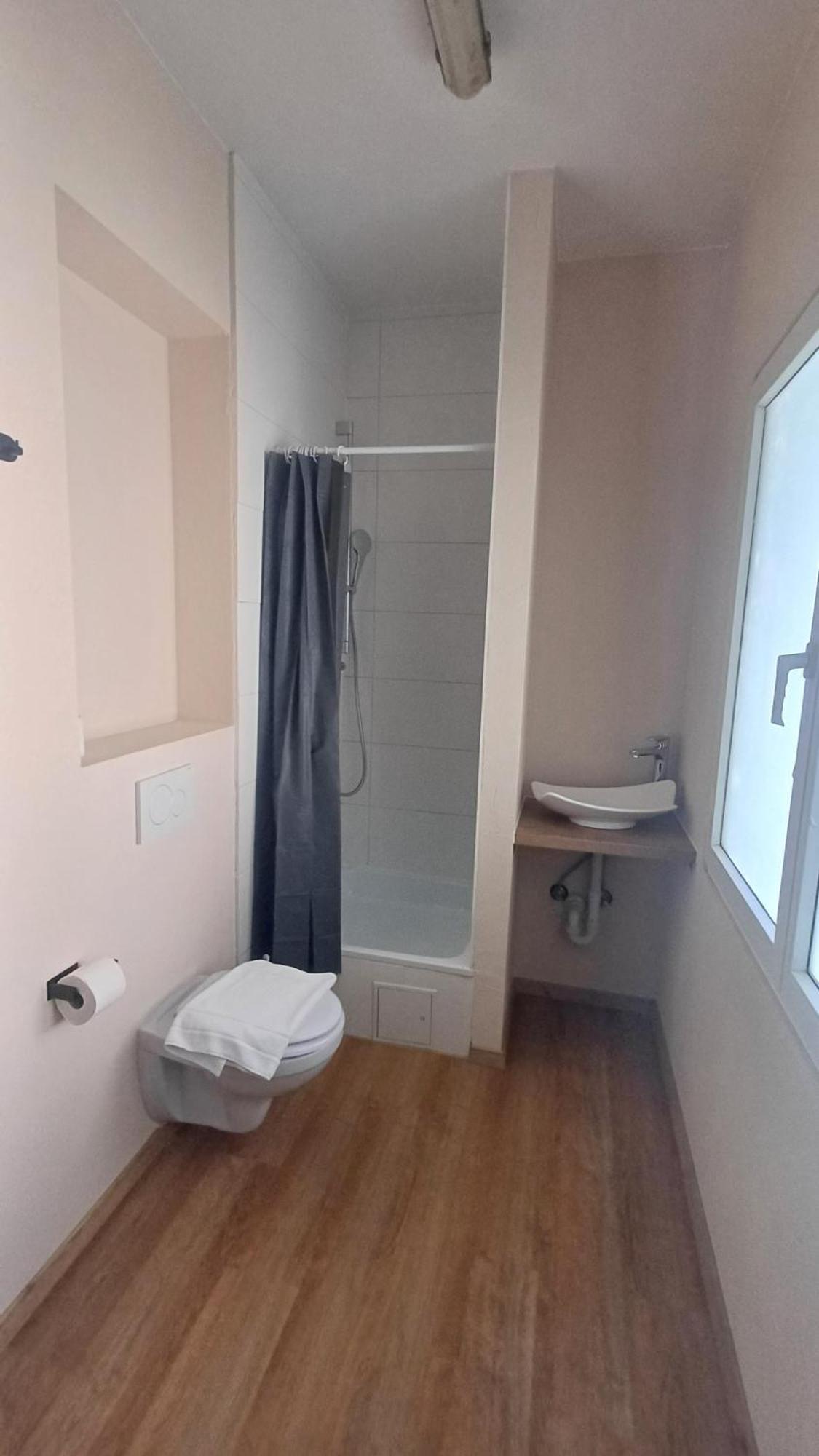 Crown Living Villa Blumenau Studios, Smarttv, Parkplatz Лустенау Стая снимка